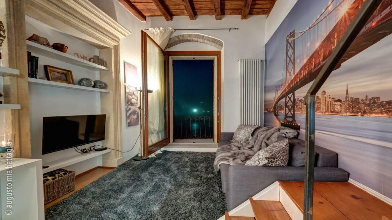 Casa Archi - Balcone Sul Fiume Apartment Verona Bagian luar foto